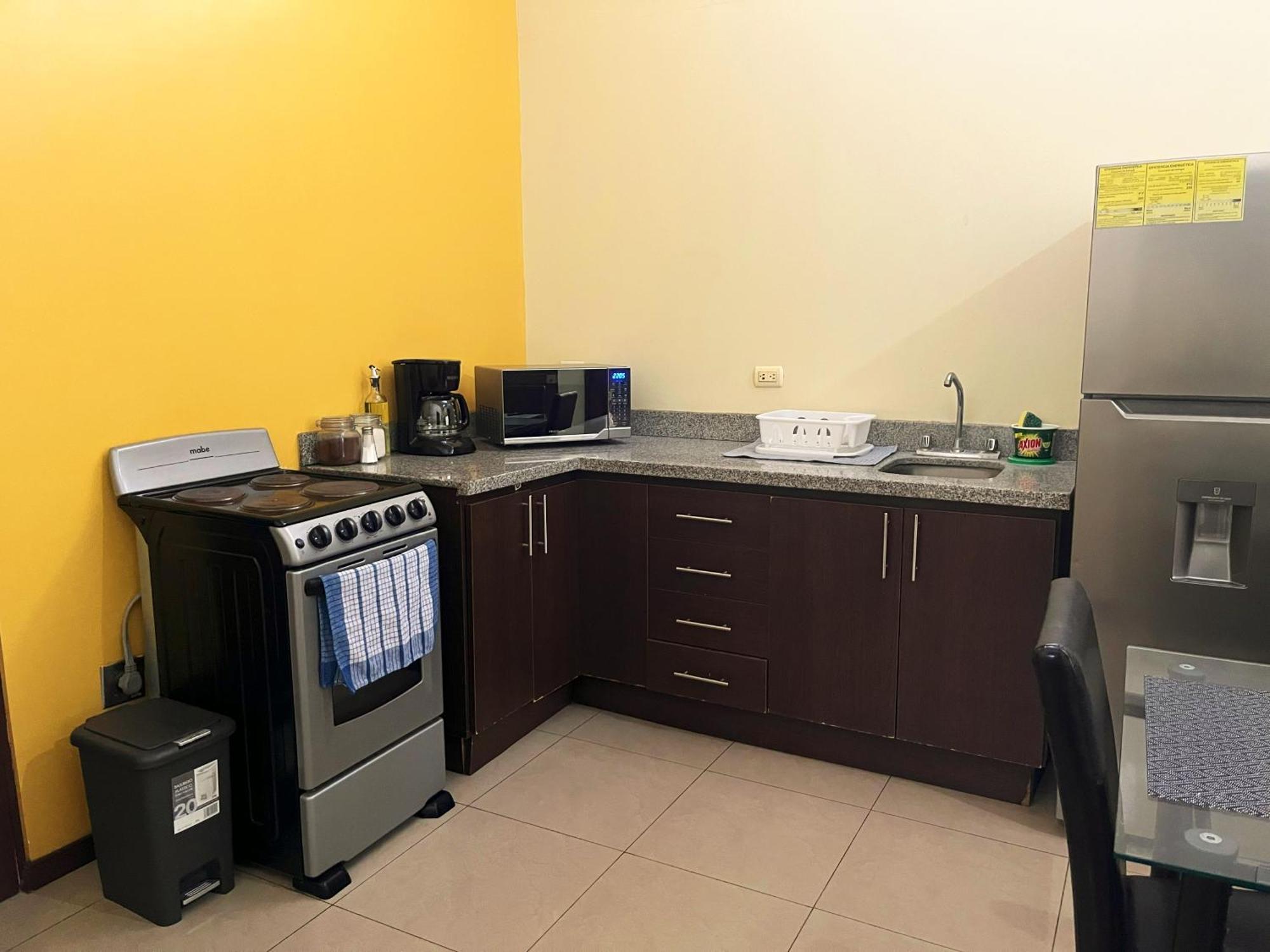 Apartamentos Guzman El Tejar Exteriör bild