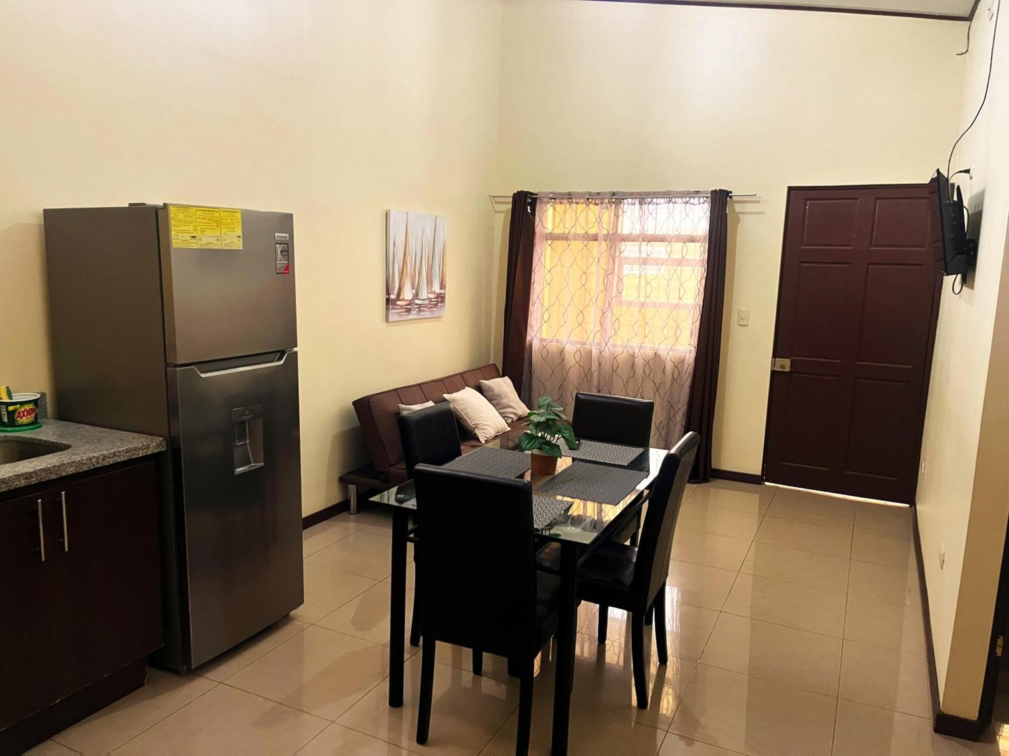 Apartamentos Guzman El Tejar Exteriör bild